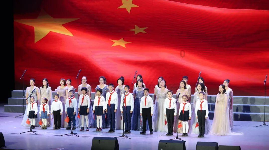美丽的铅笔裙